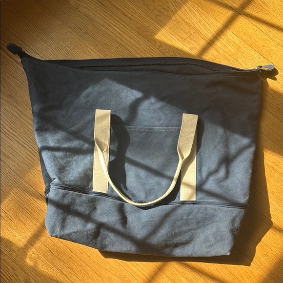 Lo & Sons Catalina Canvas Weekender Bag - Picture 2 of 5